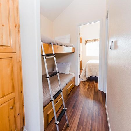 Hart'S Camp Airstream Hotel & Rv Park Pacific City Room photo