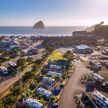 Hart'S Camp Airstream Hotel & Rv Park Pacific City Exterior photo