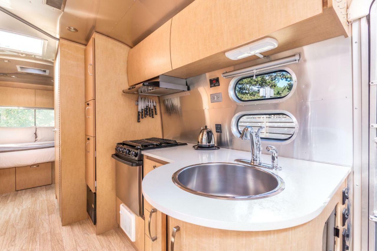 Hart'S Camp Airstream Hotel & Rv Park Pacific City Exterior photo